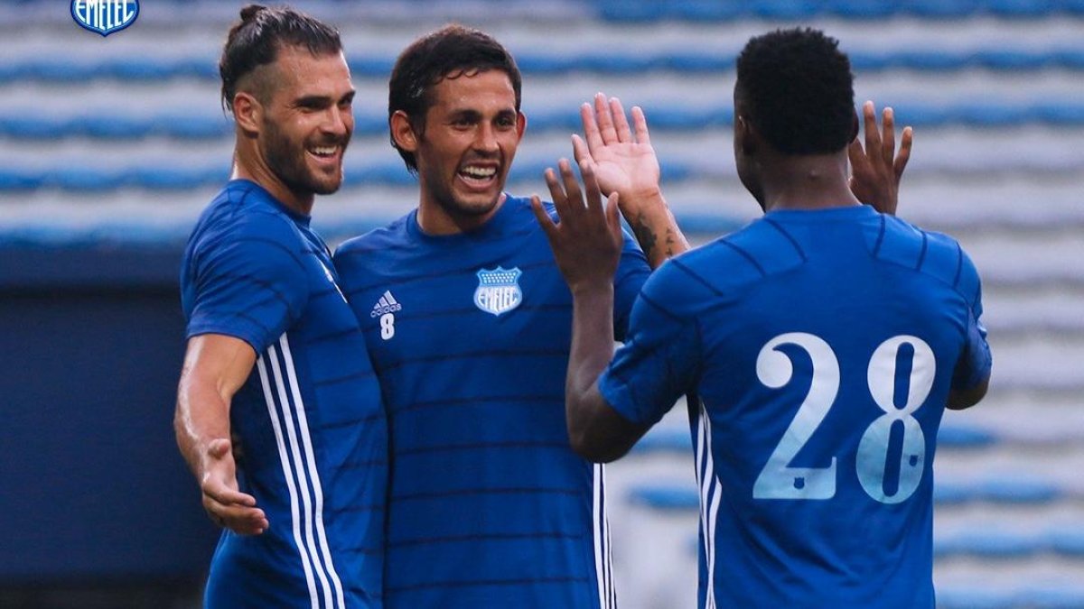 Facundo Castelli anoto la segunda para el cuadro eléctrico