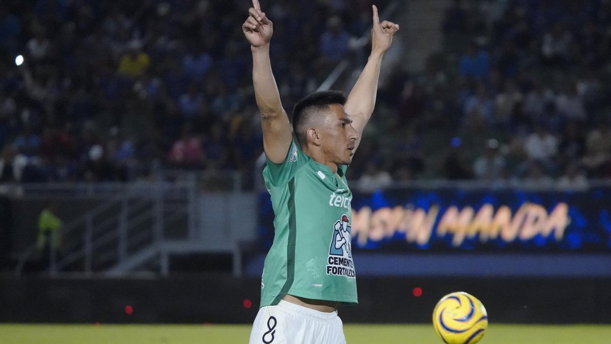 Ángel Mena del Club León volvió a anotar, ahora enfrentando a Mazatlán