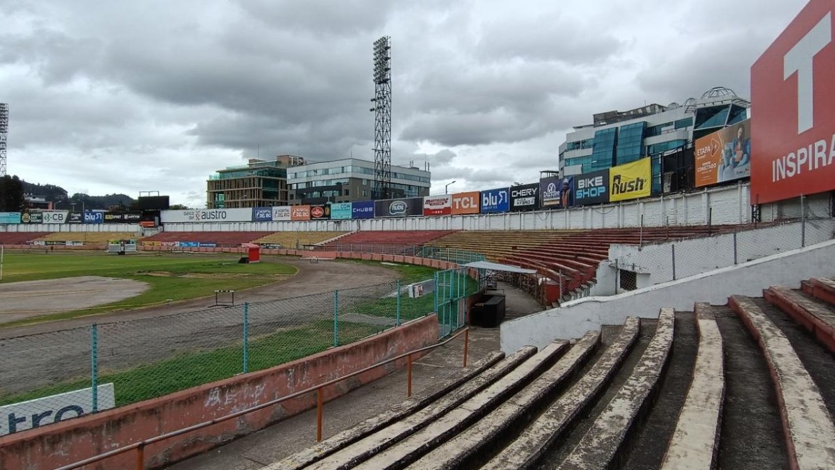 El Municipio reclama poca inversión de la Federación Deportiva de Azuay