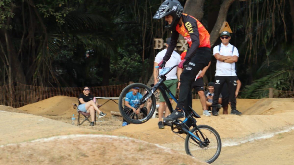 Ante la secretaría de la Federación Ecuatoriana de Ciclismo, se inscribieron más de 200 bicicrosistas de 12 provincias.