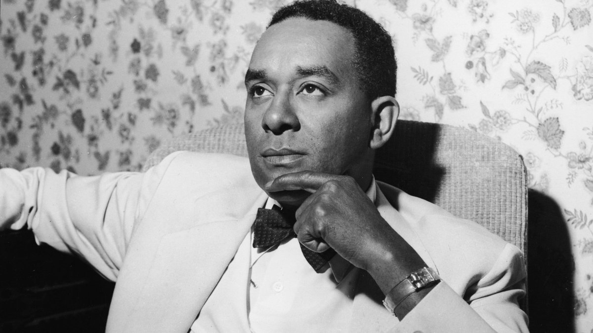 Richard Wright fue un escritor estadounidense de novela, relato, poesía y ensayo.