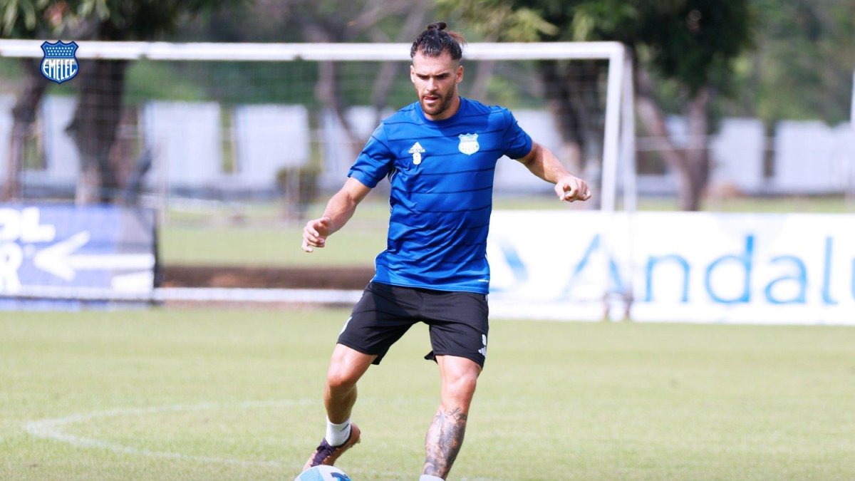 Facundo Castelli llegó a Emelec para la temporada 2024, tras su buen paso por Delfín
