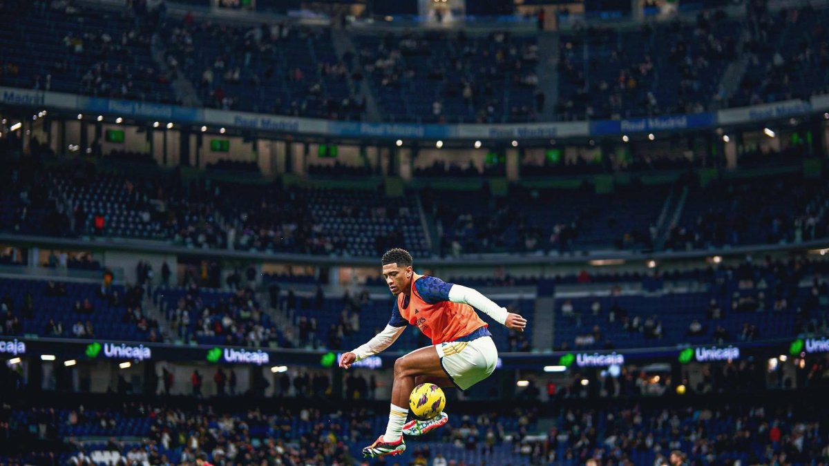 Jude Bellingham, mediocentro inglés y goleador de Real Madrid.