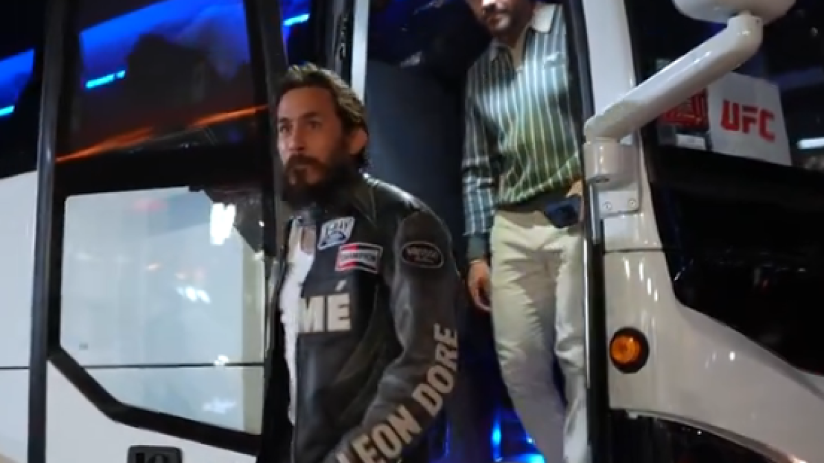 Momento exacto de la llegada de Chito Vera al Kaseya Center.