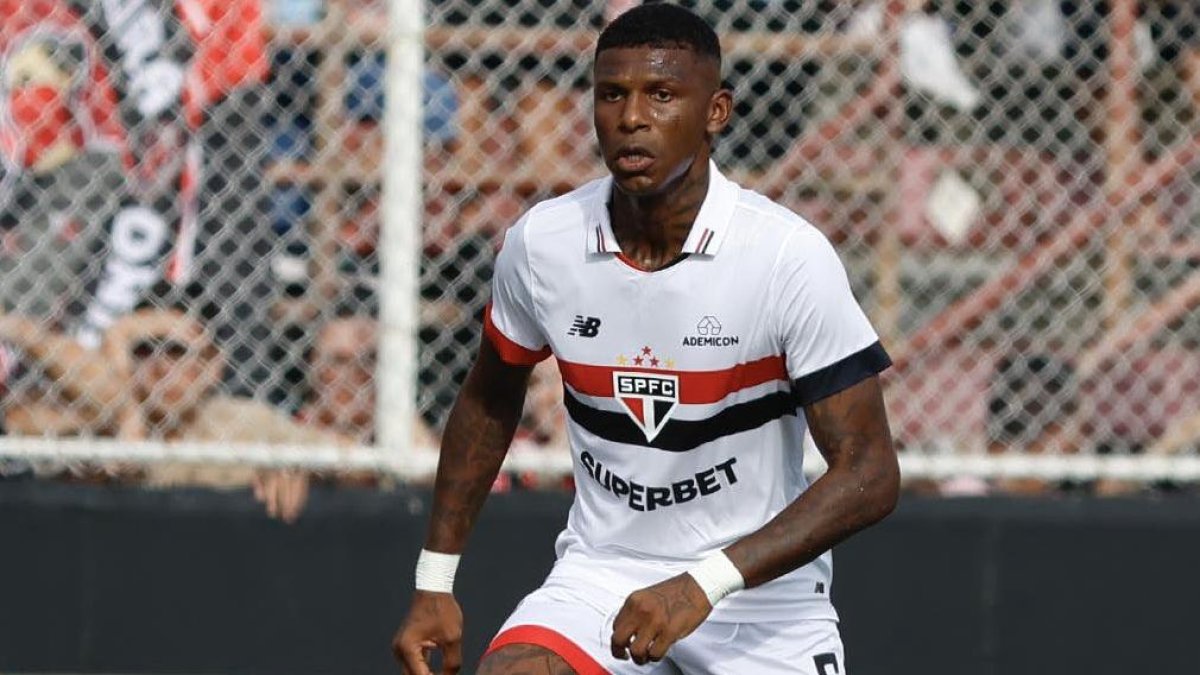 El defensor tricolor sigue siendo importante de la zaga de Sao Paulo en cada torneo brasileño