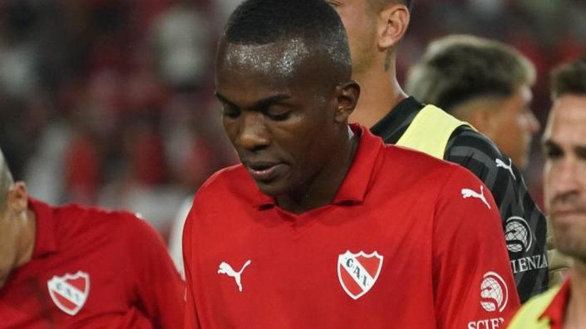 El volante ecuatoriano Jhonny Quiñónez no tiene espacio en Independiente de Avellaneda.