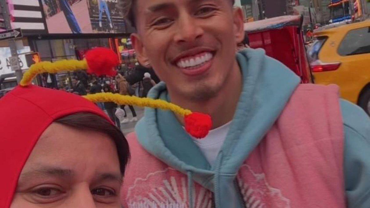 Ronald Mestanza el Chapulín Colorado y Jeremy Sarmiento.