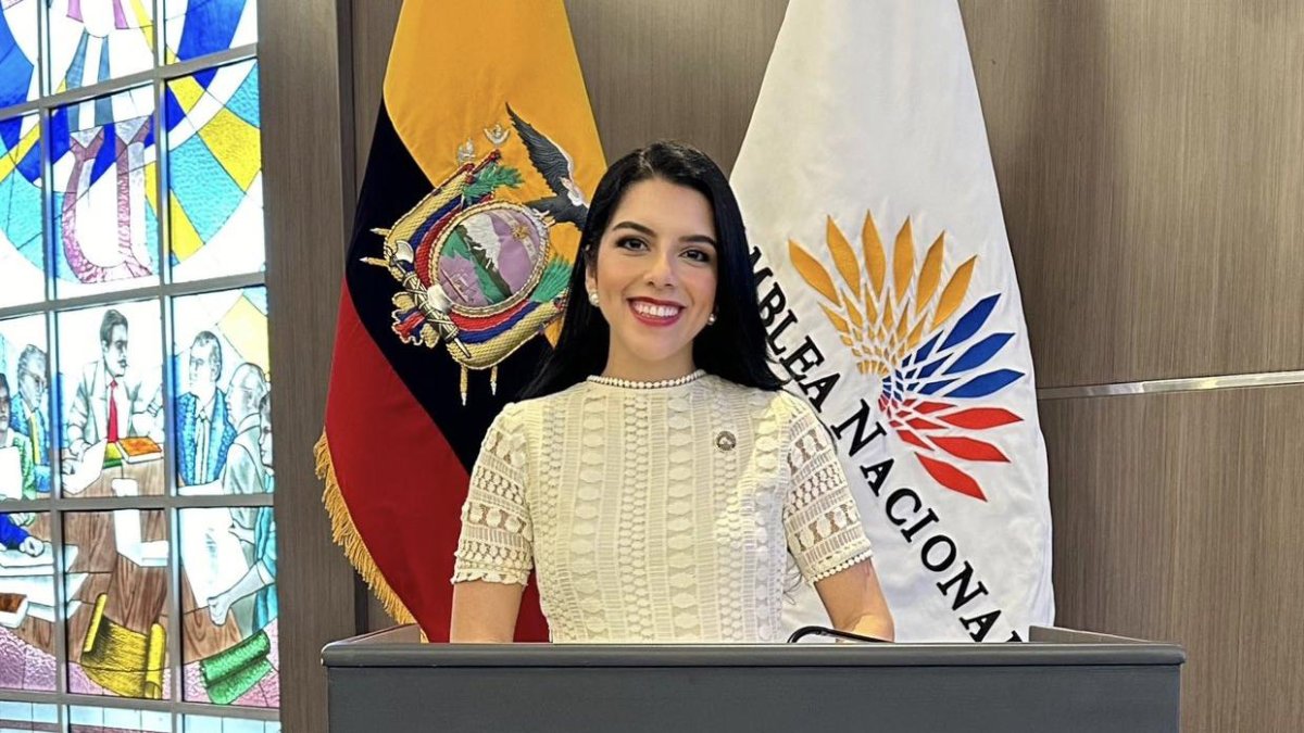 Amanda Hidalgo se desempeñaba como Jefa de Despacho de la Presidencia de la Asamblea Nacional.