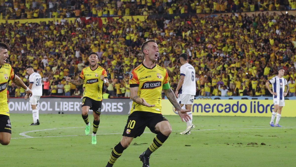 Barcelona ocupa el tercer puesto en el grupo B de la Copa Libertadores.