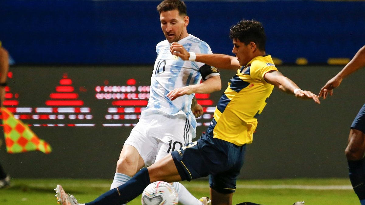 En su última participación en Copa América, Ecuador fue eliminando por Argentina en cuartos de final en 2021. El marcador fue 3-0.