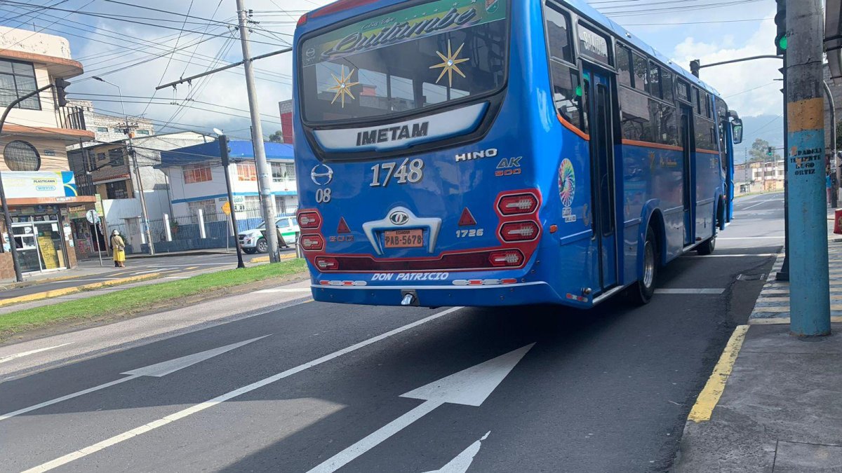 La alerta sobre el conductor de un bus manejando en estado etílico la dio un usuario de X.