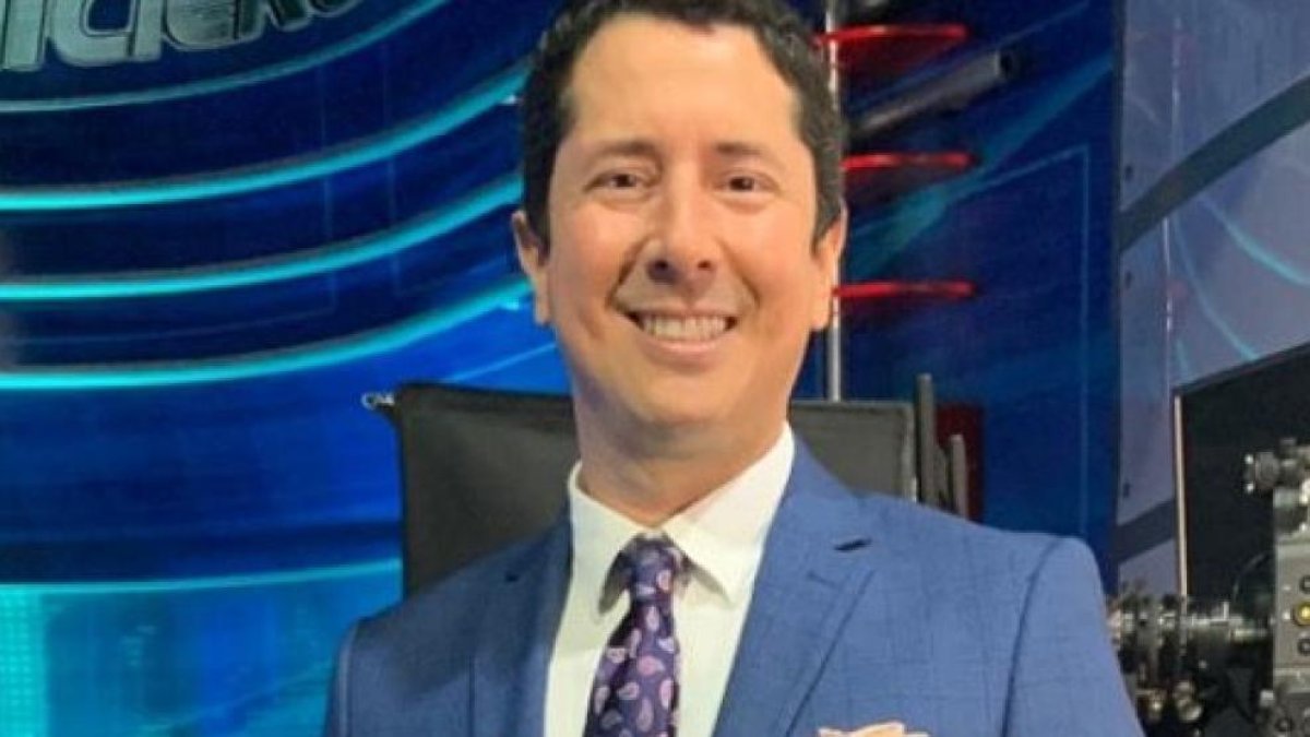 Hechos. A finales de marzo, el comunicador se despidió de su casa televisiva, en donde trabajó 23 años.