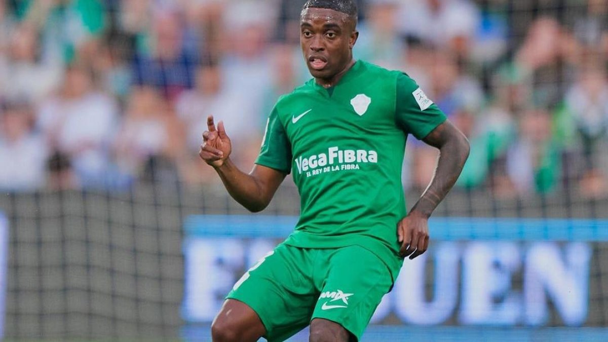 Jhegson Sebastián Méndez estuvo presente en la derrota 3-1 de Elche