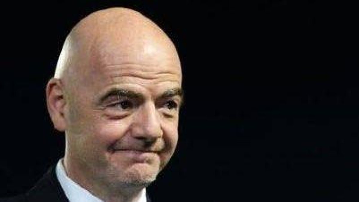 El presidente de FIFA, Gianni Infantno dio a conocer detalles del Mundial de Clubes femenino
