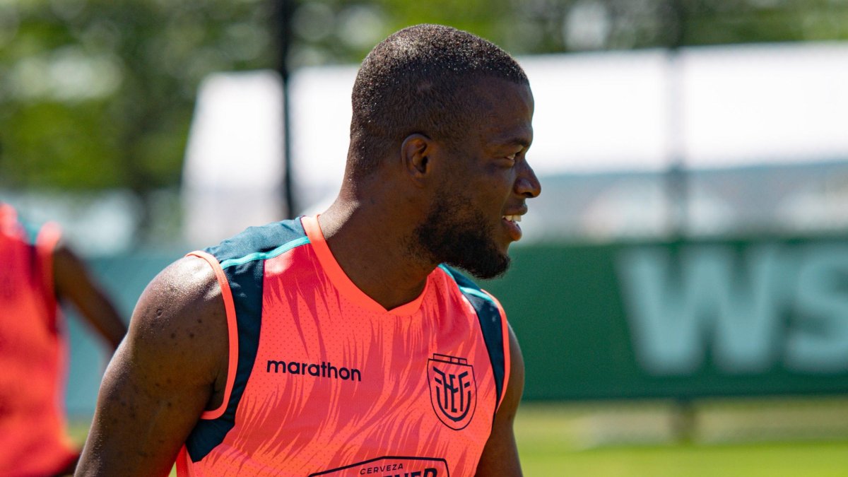 Enner Valencia el hombre gol de Ecuador.
