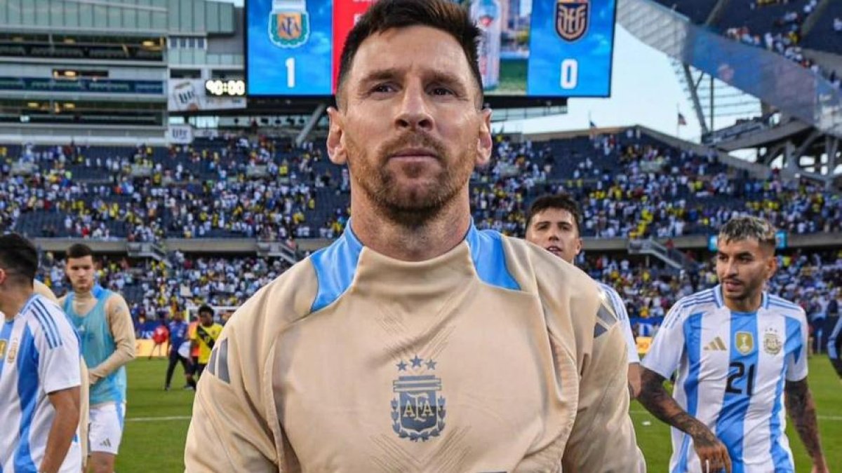 Lionel Messi que juega su séptima Copa América, le dicen Pulga.