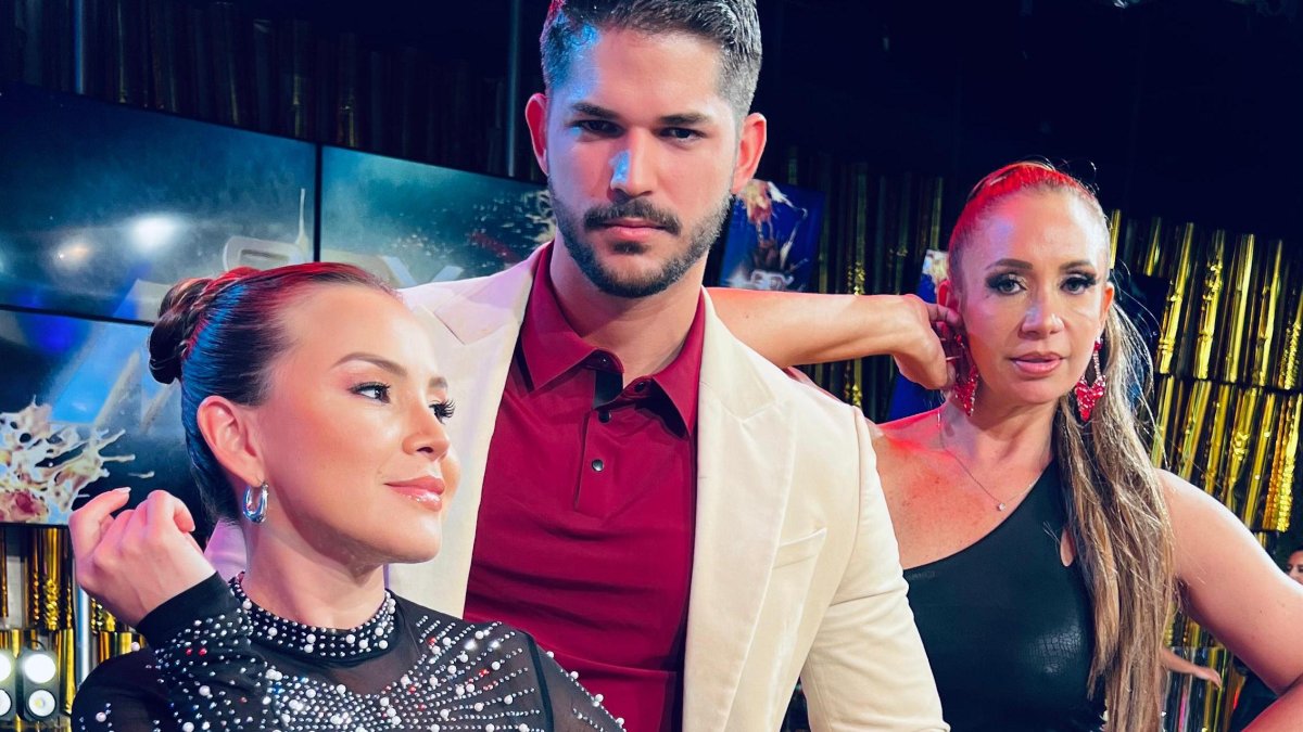 Renier con Silvana Torres y Soraya Guerrero.