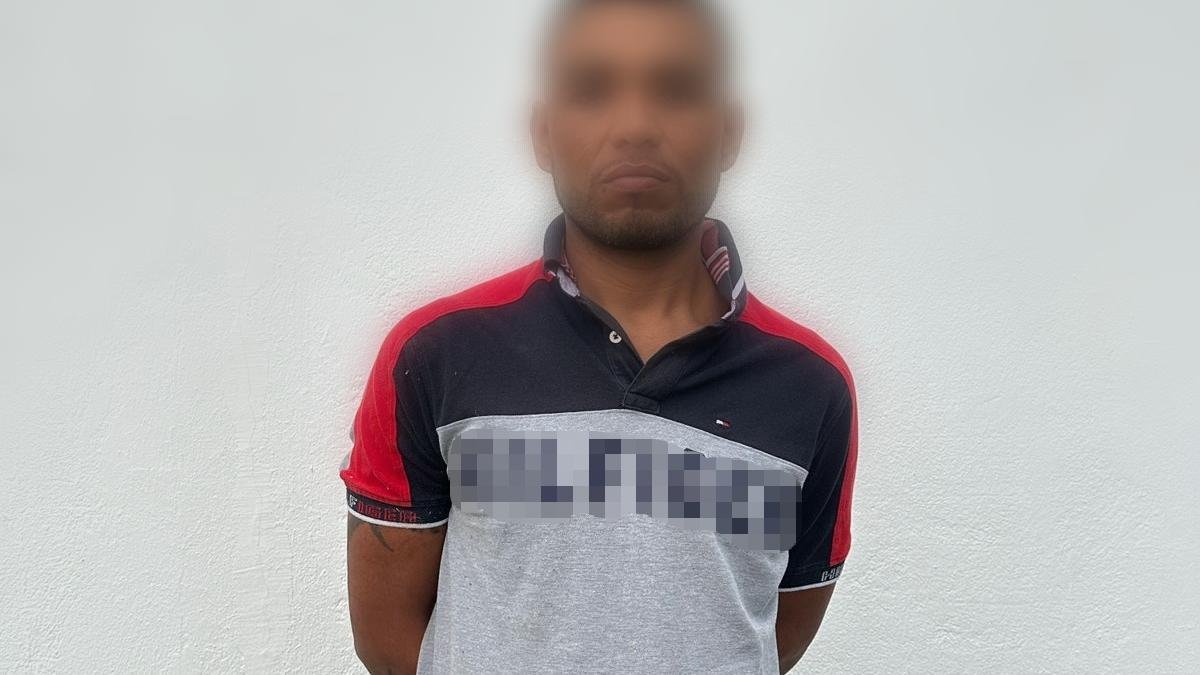 Alias 'Perro Negro' fue aprehendido en el sector de María Auxiliadora, en Manta.