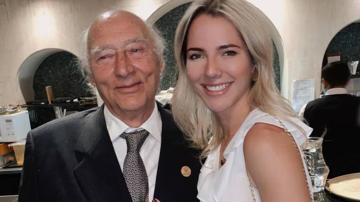 El padre de la primera dama de Ecuador, Lavinia Valbonesi, falleció el 20 de junio.