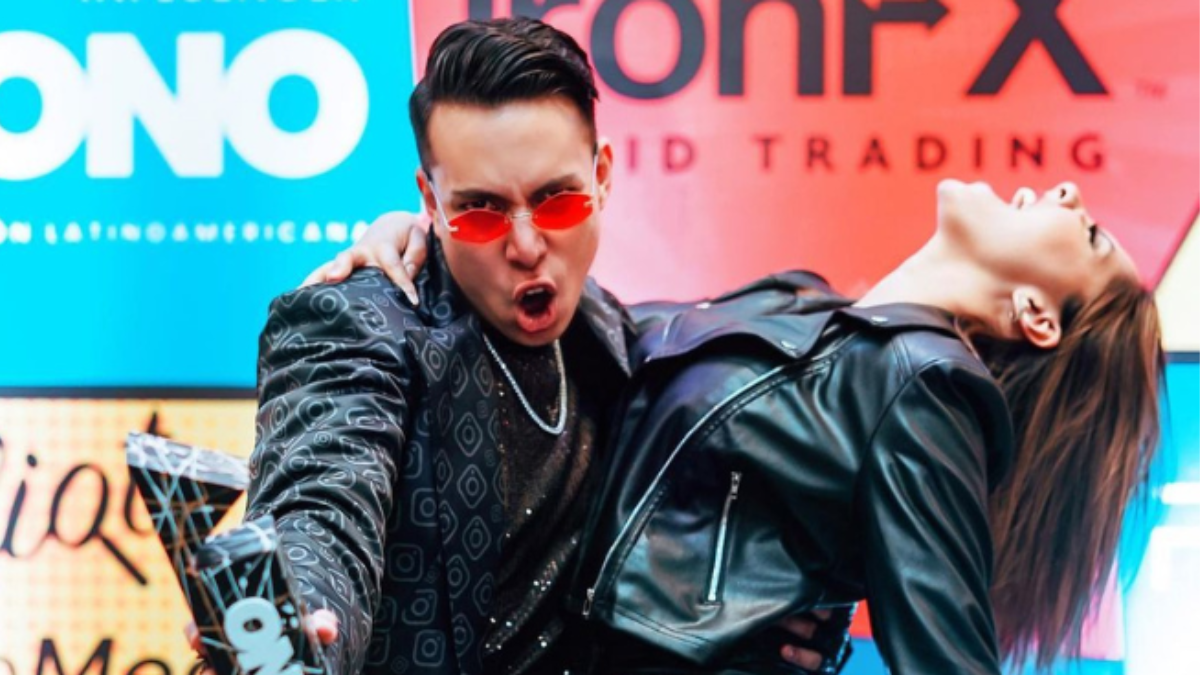 Álex Vizuete y Gigi Mieles.