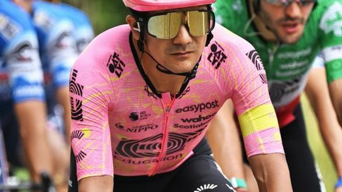 El ecuatoriano está a más de 7 minutos del líder en la general.