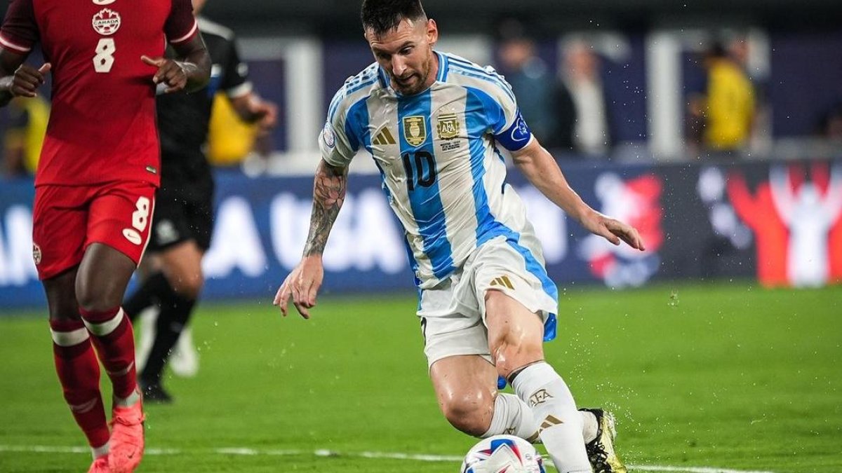 Lionel Messi busca su cuarto título consecutivo con la Albiceleste.