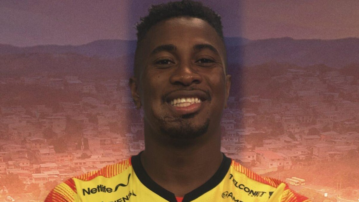 Bryan Carabali nuevo jugador del Barcelona.