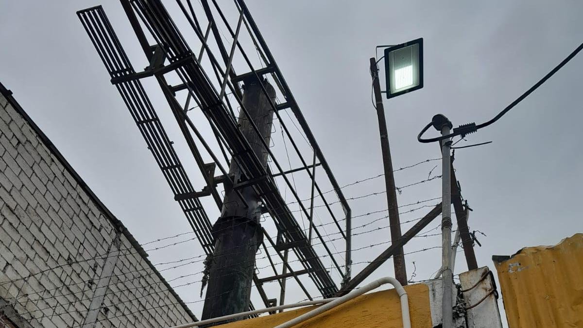 En cinco puntos de la ciudad se detectaron irregularidades en las vallas.