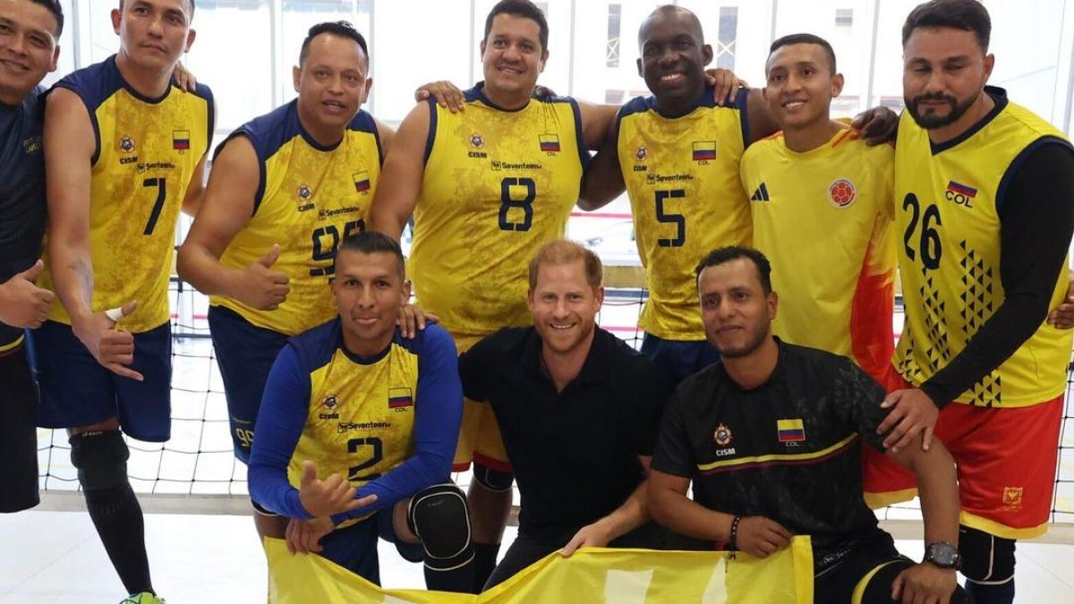 Harry y Meghan visitaron el Centro de Rehabilitación Inclusiva, para militares en servicio activo y veteranos, y es centro de entrenamiento del equipo de Colombia, que forma parte de Invictus desde 2023