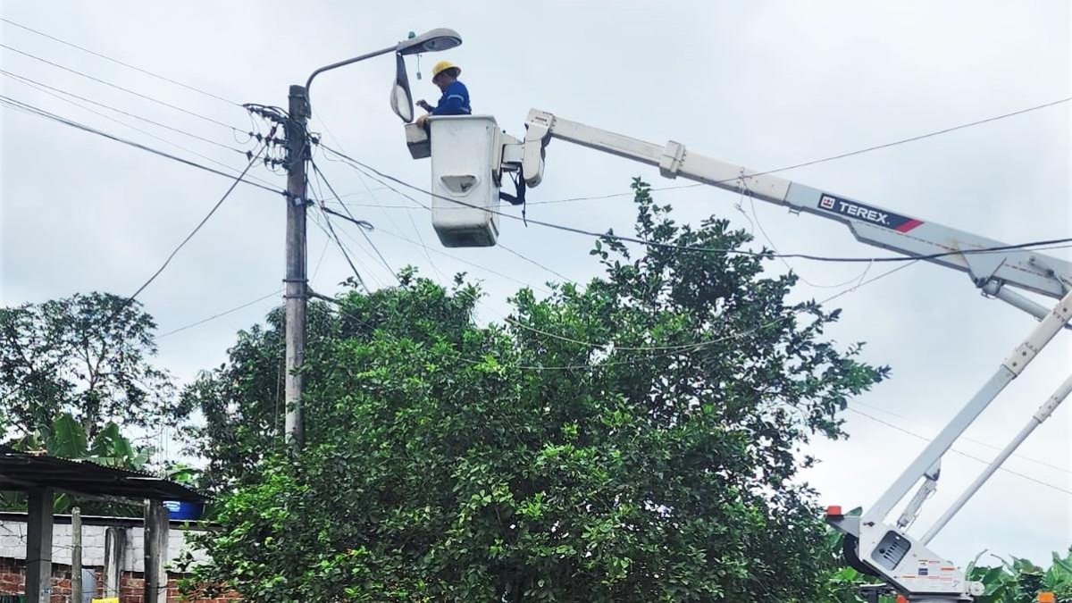 CNEL realizará mantenimientos en la infraestructura eléctrica en seis provincias del país.