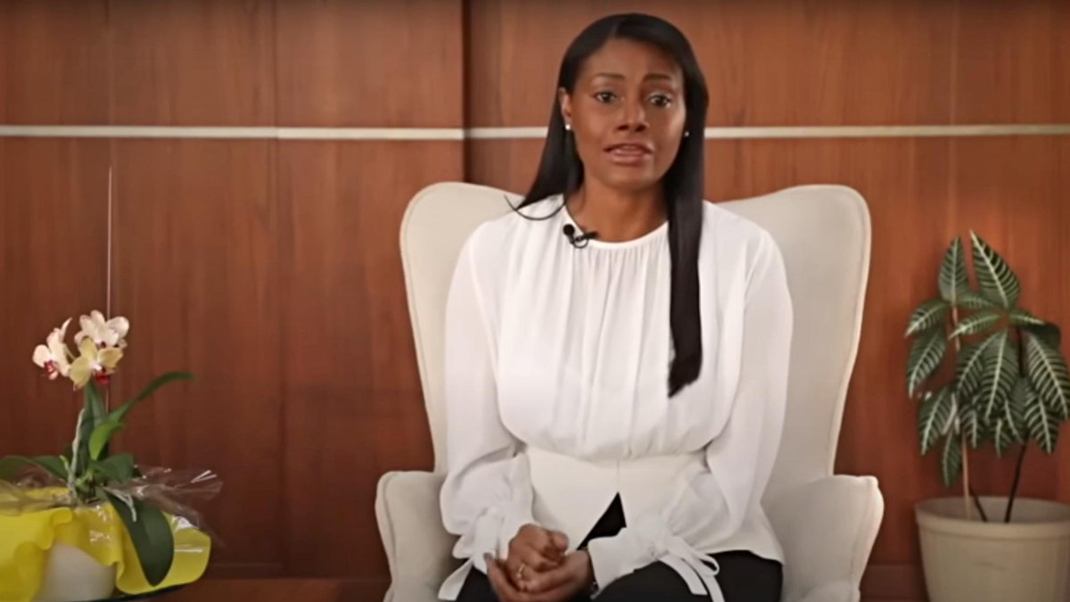 La fiscal general Diana Salazar terminará su periodo de gestión en abril de 2025.