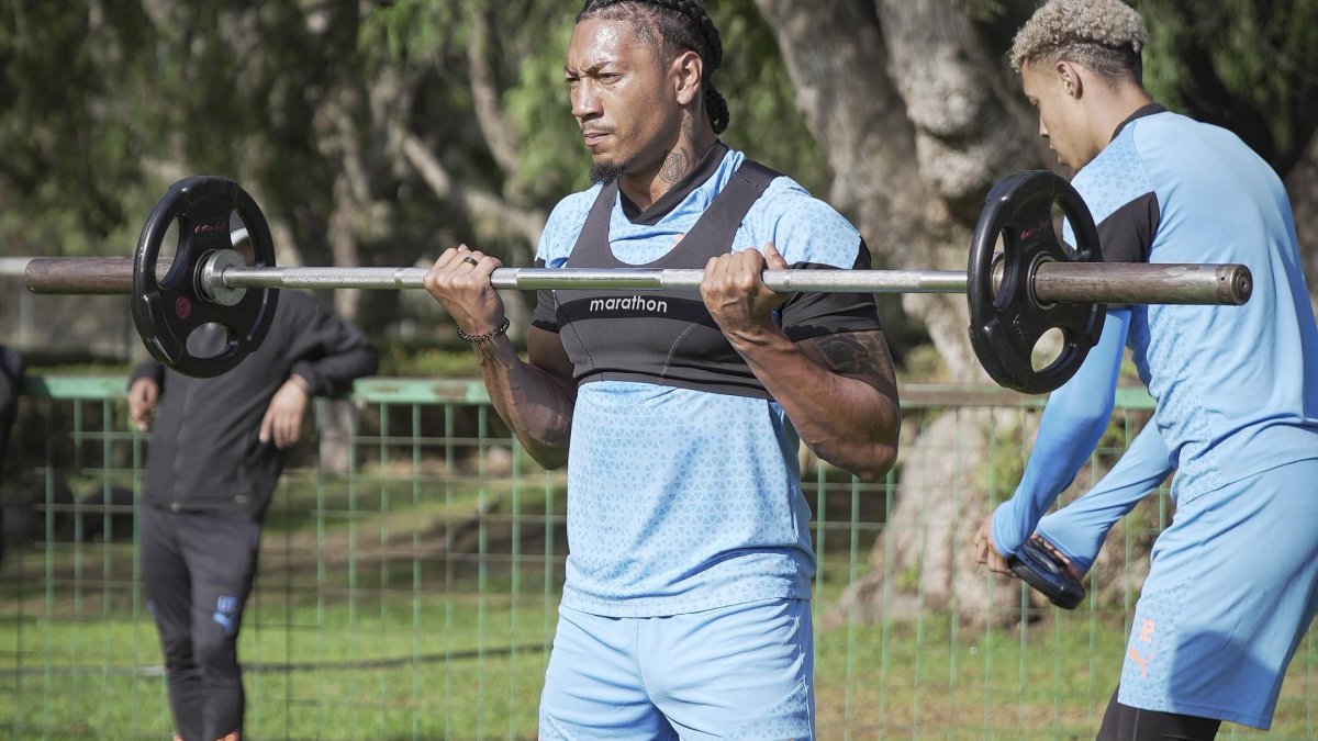 Los jugadores albos en uno de los últimos entrenamientos.