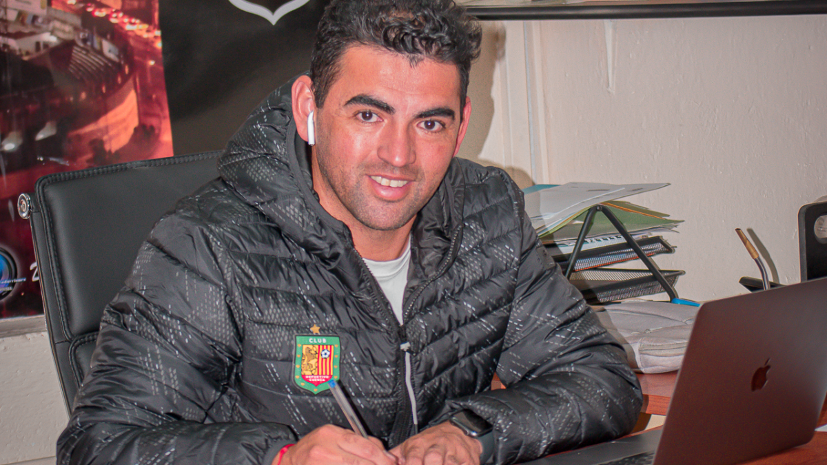 Luis Miguel Escalada, es el gerente deportivo del D. Cuenca.