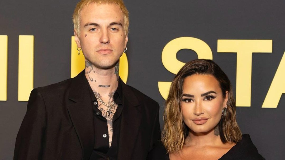 La pareja comparte momentos divertidos y espontáneos en sus redes sociales, muestran su sentido del humor y la alegría que comparten.