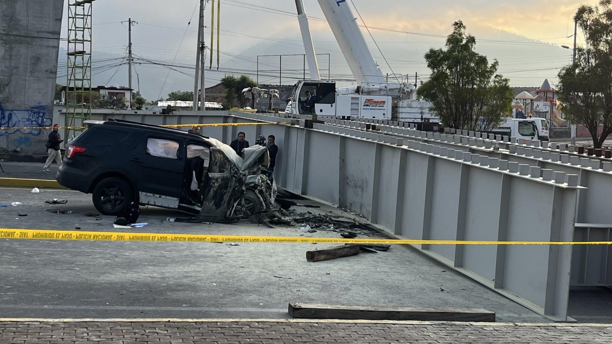 Así quedó el carro de Marco Angulo en el accidente en Quito.