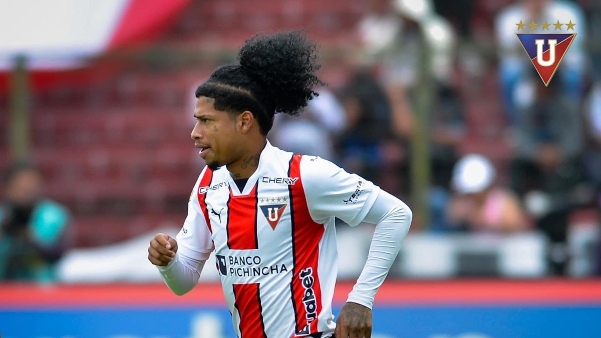 Marco Angulo jugador que sufrió el accidente.