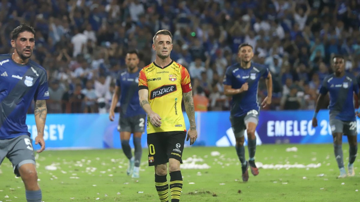 Damián Díaz en 2024 con Barcelona solo alcanzó a disputar el Clásico del Astillero jugado en el Capwell