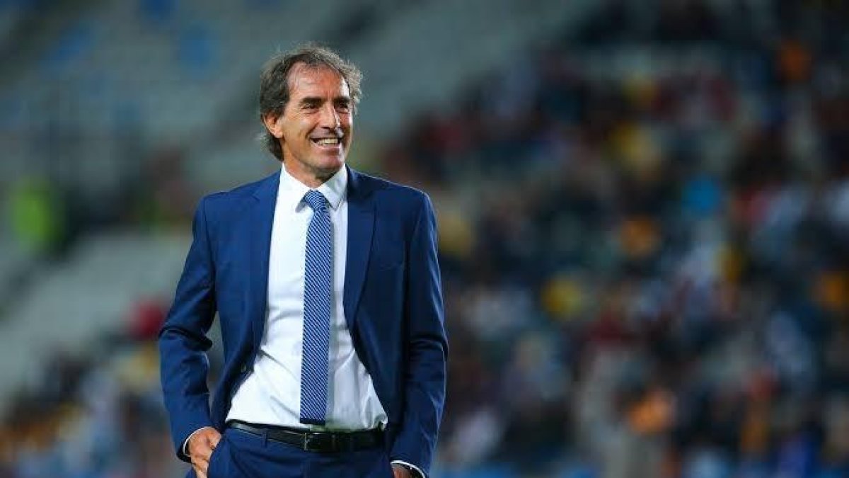 Guillermo Almada entrenador del Pachuca de México.