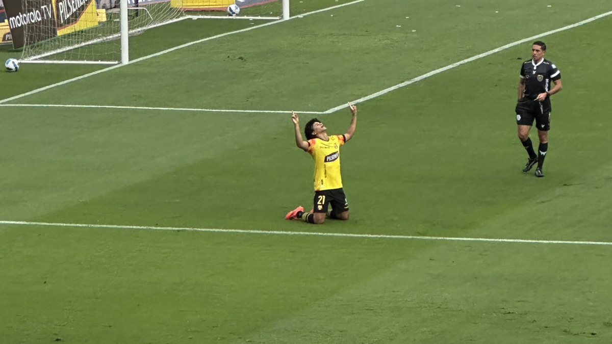 Eduard Bello volvió a anotar para Barcelona en el partido ante Cumbayá