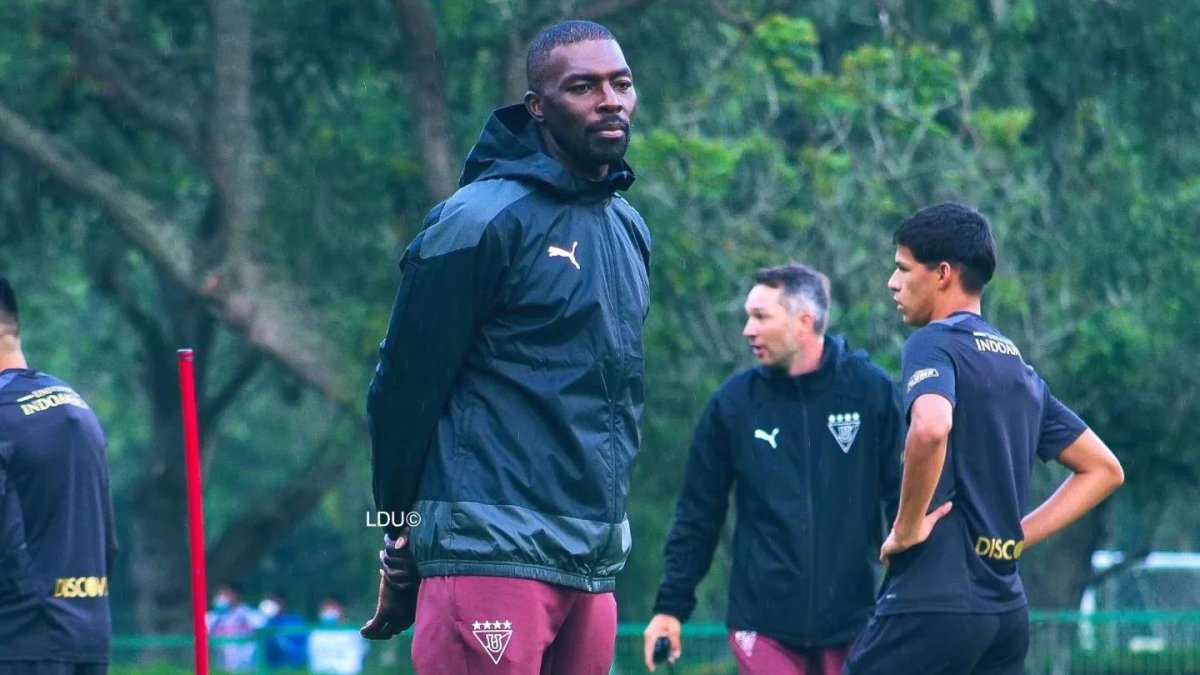 La Sombra actualmente es asistente técnico en el club Leones del Norte, equipo de Segunda.