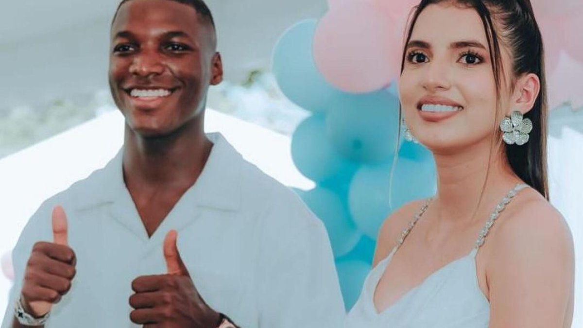 El futbolista Moisés Caicedo y Paola Salazar padres de Zoé