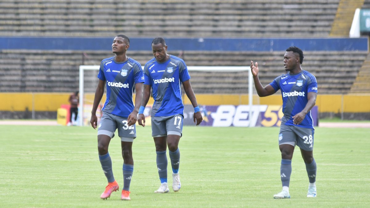 Emelec, antes con José Pileggi y ahora con César Avilés terminó último en la segunda etapa. No descendió de categoría porque hizo una primera fase “aceptable”.