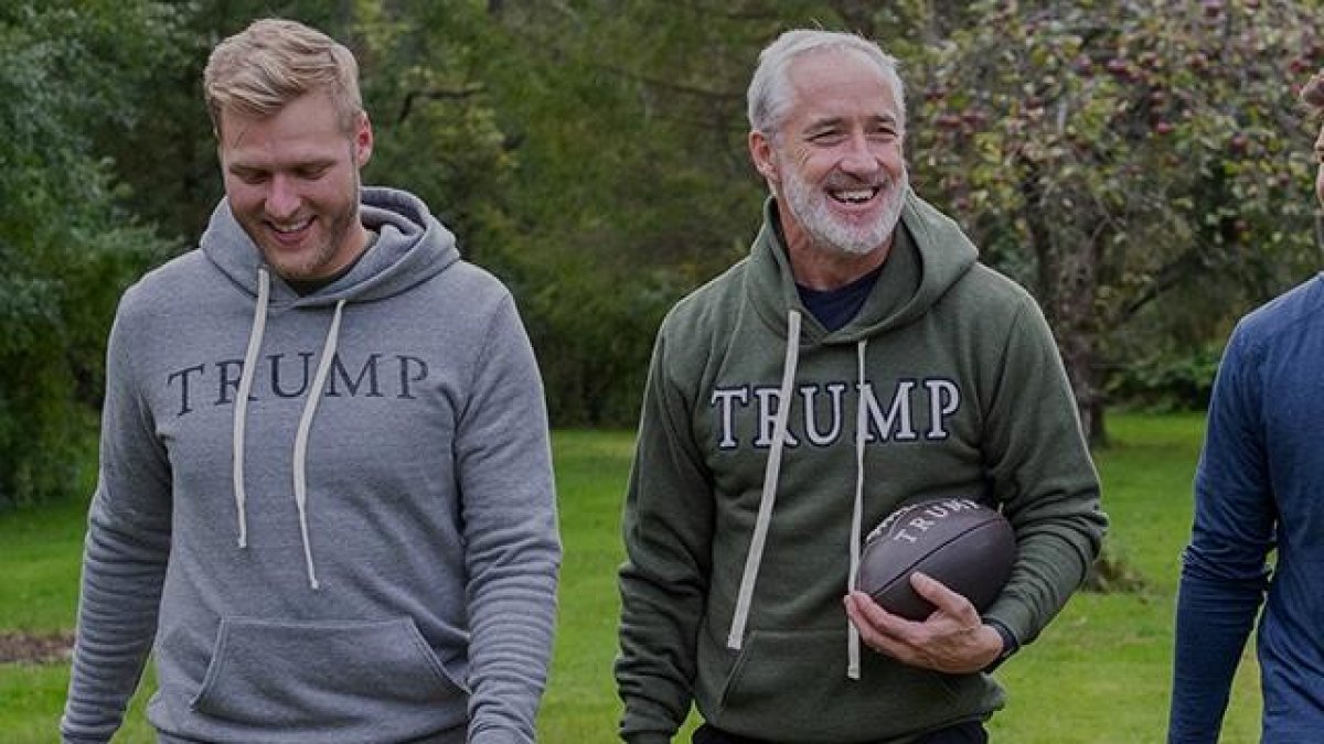 Una de las fotos promocionales de la tienda en línea Official Trump Store.
