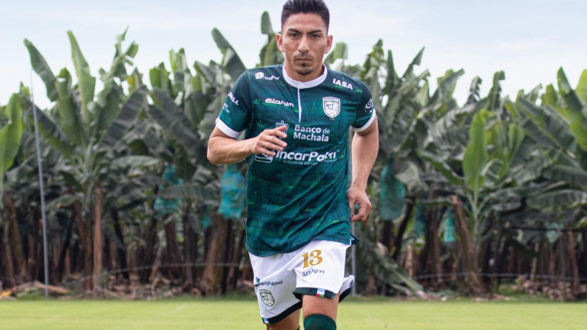 Ángel Mena regresó a Ecuador luego de 8 años jugando en México