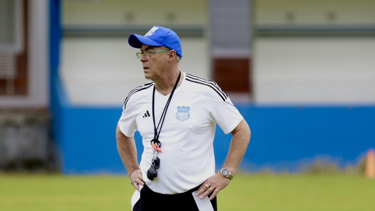 Jorge Célico dirigió su primera práctica con Emelec el jueves 23 de enero.