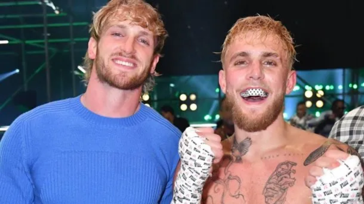 En las contiendas de Jake Paul (d) siempre lo acompaña en la esquina su hermano Logan. Es igual al contrario