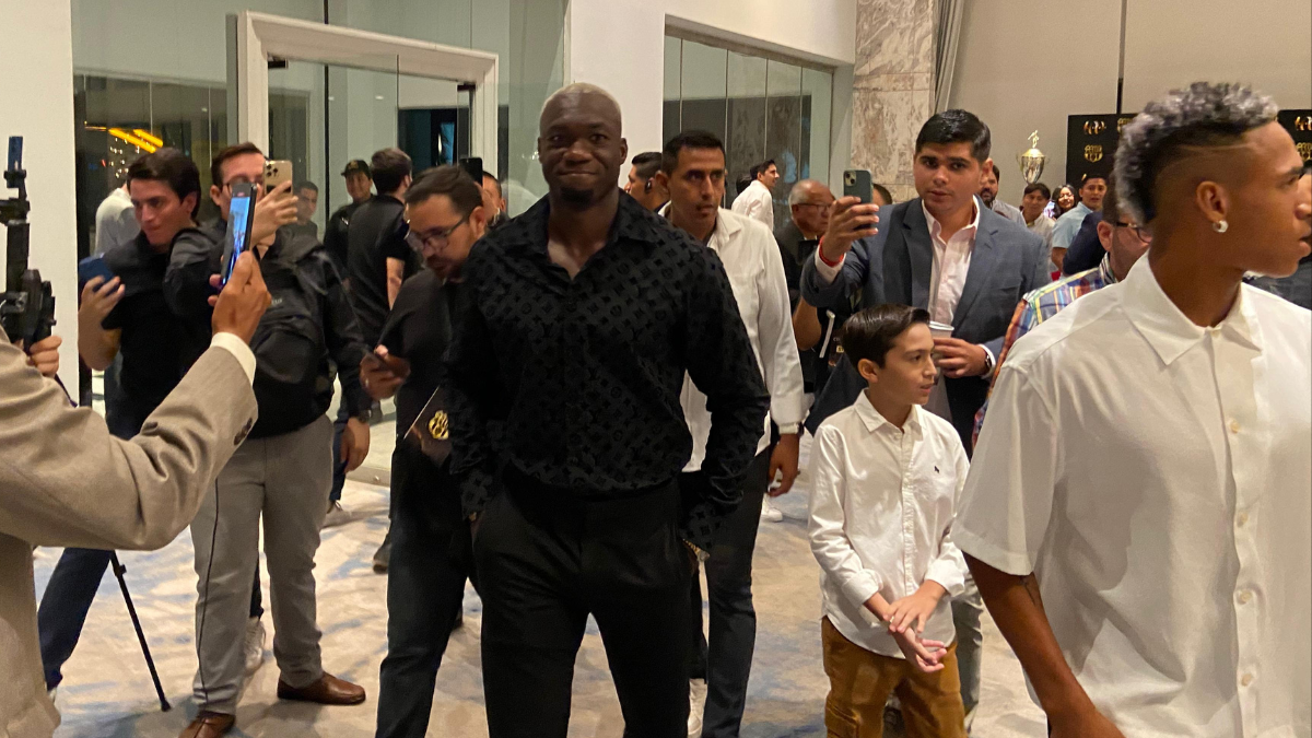 Felipe Caicedo, el centro de atención en la Cena Amarilla.