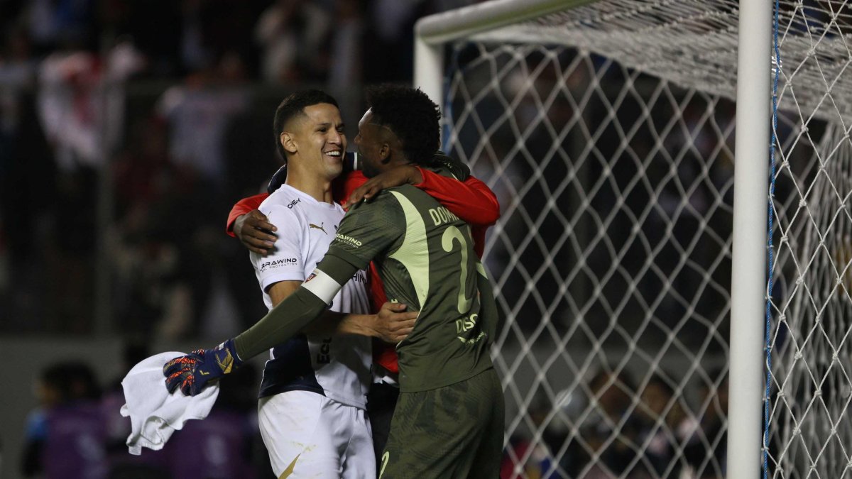 Liga de Quito se consagró campeón de la Supercopa Ecuador superando a El Nacional en la tanda de penales.