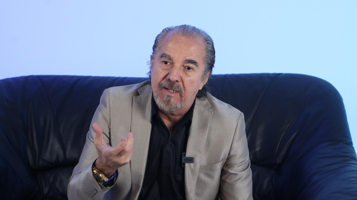 José Auad (62 años) es empresario de bienes raíces y tiene negocios de restaurantes.