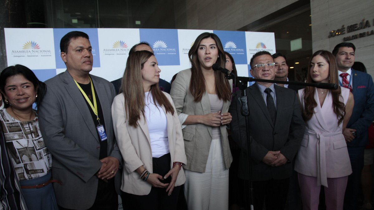 Valentina Centeno es la actual jefa de bancada del movimiento ADN.